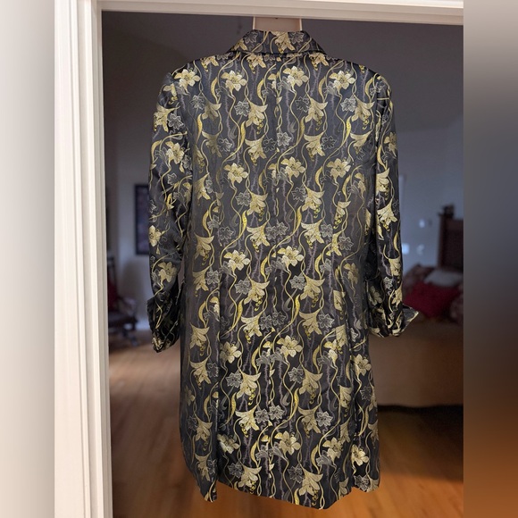 Victor Costa Gorgeous Black and Gold Floral Jacquard Brocade Coat, Size M - Picture 5 of 9